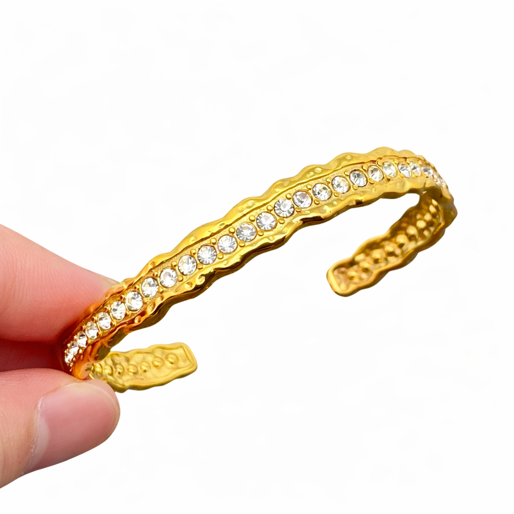 18K gold-plated irregular cuff bracelet with CZ inlay